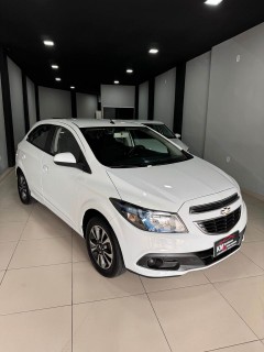 Chevrolet Onix 2013