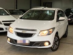 Chevrolet Onix 2015